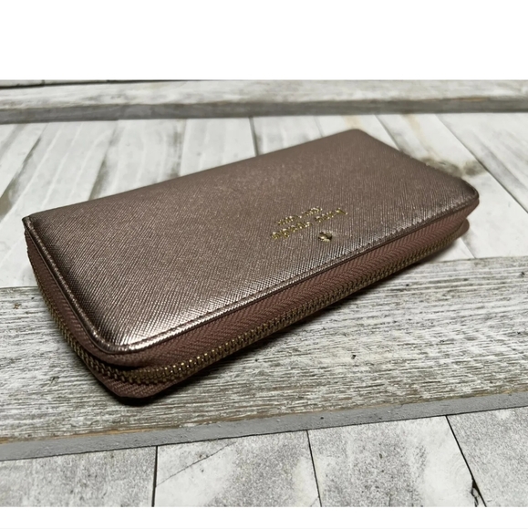 Kate Spade zip around wallet - Picture 2 of 6